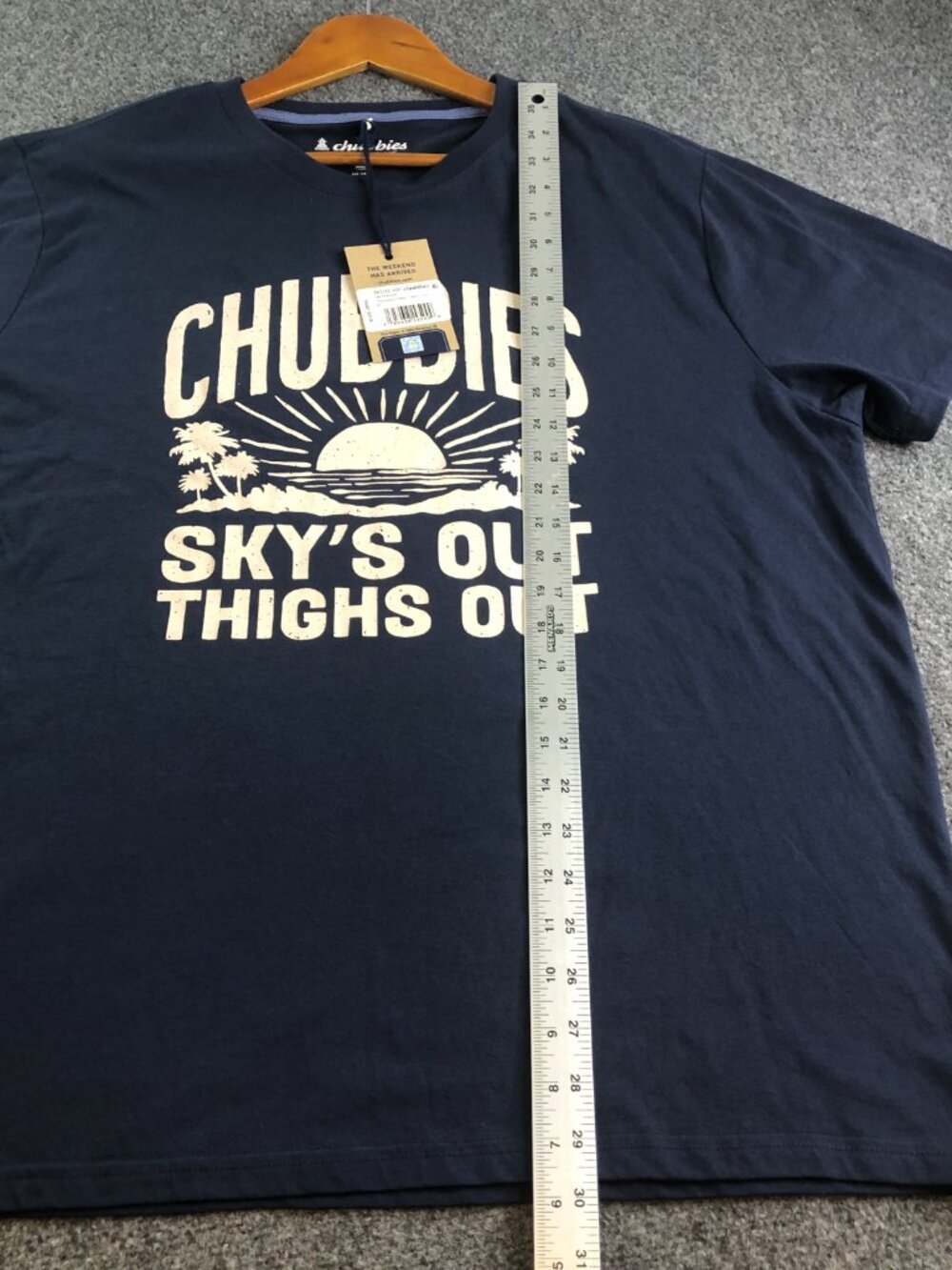 Chubbies Shirt Mens XL Navy Blue Short Sleeve Tshirt Skys Out Thighs Out - Picture 5 of 9